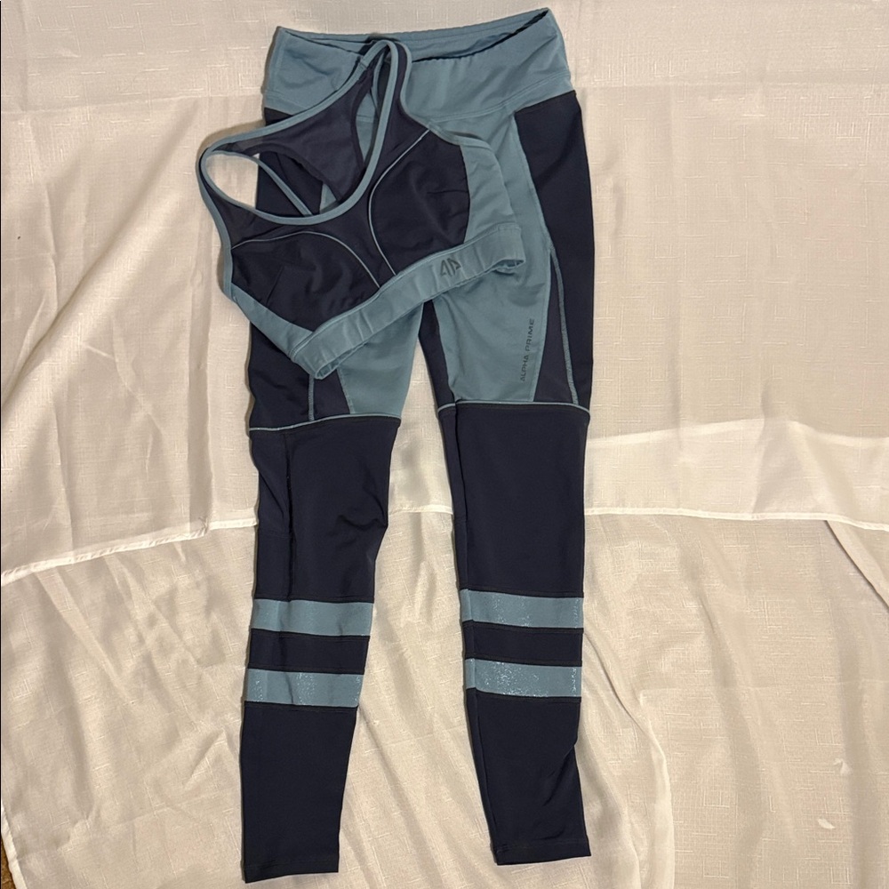 Navy and Teal Yoga Top and Leggings